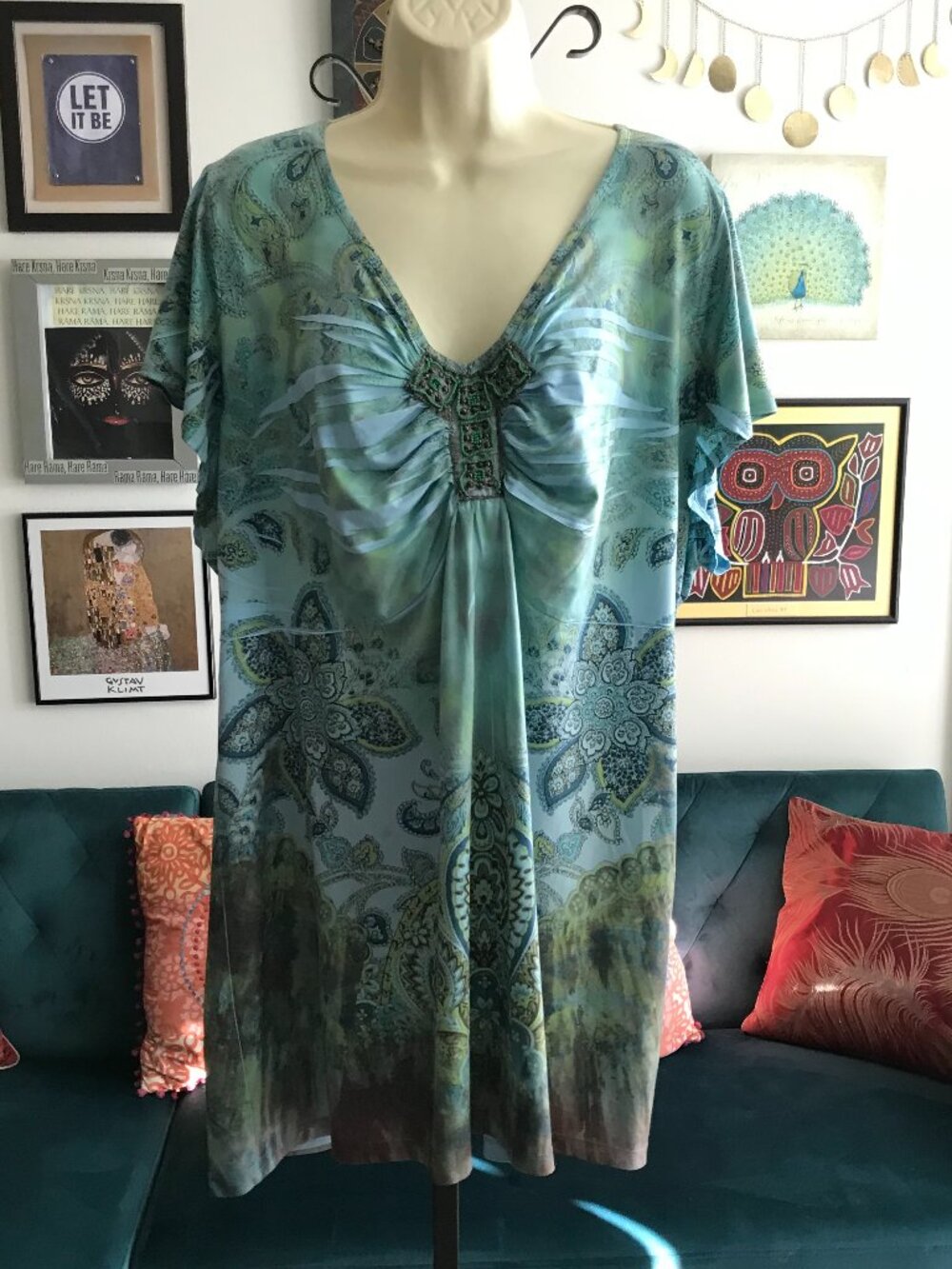 LIVE AND LET LIVE size 3X Green & Blue Sublimation Paisley Beaded Tunic Top